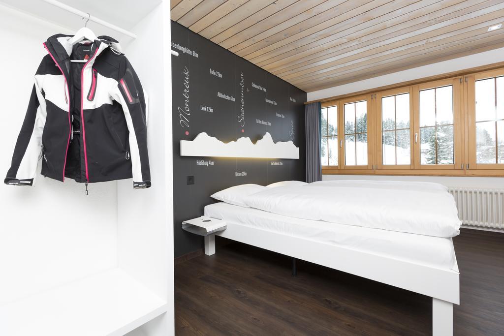 Le Petit Relais Hotel Gstaad Room photo